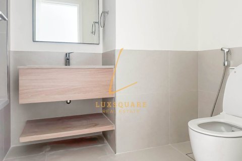 Villa in Dubai South (Dubai World Central), Dubai 4 bedrooms, 237 sq.m. № 70113 - photo 19