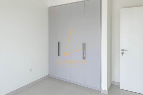 Villa in Dubai South (Dubai World Central), Dubai 4 bedrooms, 237 sq.m. № 70113 - photo 11