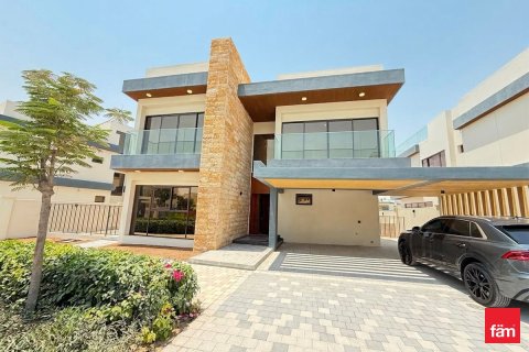 Villa in Dubai 5 bedrooms, 555.3 sq.m. № 114737 - photo 2