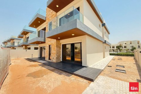 Villa in Dubai 5 bedrooms, 555.3 sq.m. № 114737 - photo 17