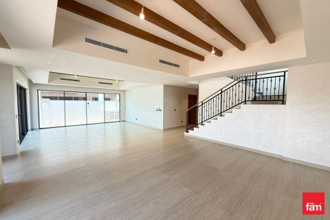 Villa in Dubai 5 bedrooms, 555.3 sq.m. № 114737 - photo 3
