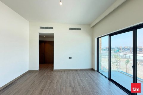 Villa in Dubai 5 bedrooms, 555.3 sq.m. № 114737 - photo 13