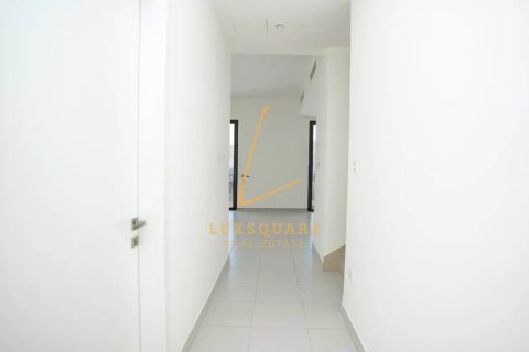 Villa à Dubai South (Dubai World Central), Dubai, 4 chambres, 237 m², № 110709 - photo 8