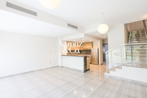 Villa in DAMAC Hills (Akoya by DAMAC), Dubai 3 bedrooms, 217 sq.m. № 110701 - photo 25