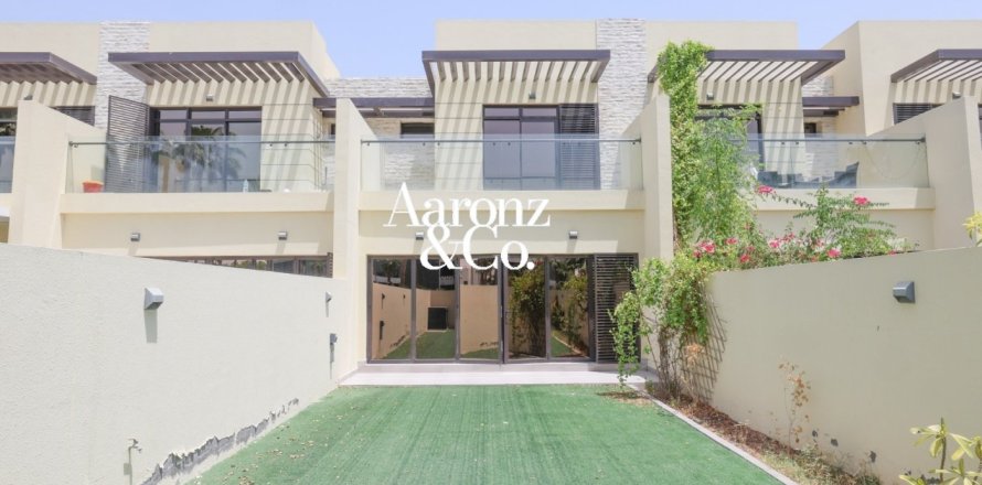 Villa in DAMAC Hills (Akoya by DAMAC), Dubai 3 bedrooms, 217 sq.m. № 110701
