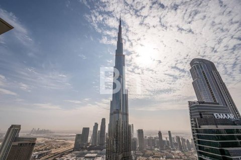 Apartment in Downtown Dubai (Downtown Burj Dubai), Dubai 3 bedrooms, 196 sq.m. № 21255 - photo 12