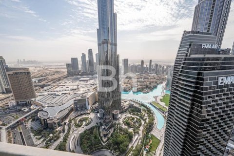 Apartment in Downtown Dubai (Downtown Burj Dubai), Dubai 3 bedrooms, 196 sq.m. № 21255 - photo 15