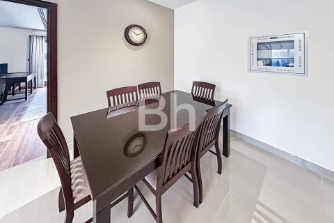 Apartment in Downtown Dubai (Downtown Burj Dubai), Dubai 2 bedrooms, 127 sq.m. № 21253 - photo 4