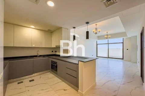 Adosado en Mohammed Bin Rashid City, Dubai, 3 dormitorios, 191 m², № 57856 - foto 1