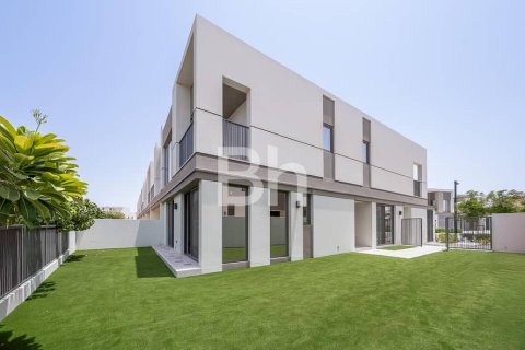 Townhouse in Tilal Al Ghaf, Dubai 4 bedrooms, 233 sq.m. № 57855 - photo 5