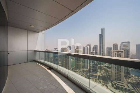 Apartment in Dubai Marina, Dubai 4 bedrooms, 228 sq.m. № 57356 - photo 12