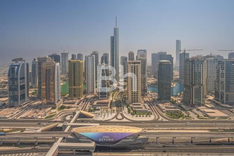 Apartment in Dubai Marina, Dubai 4 bedrooms, 228 sq.m. № 57356 - photo 8