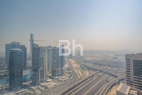 Apartment in Dubai Marina, Dubai 4 bedrooms, 228 sq.m. № 57355 - photo 15