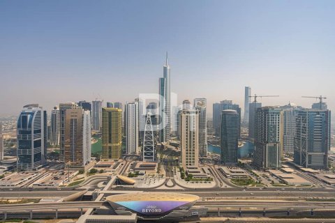 Apartment in Dubai Marina, Dubai 4 bedrooms, 228 sq.m. № 57355 - photo 9