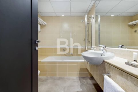 Hotel Apartment in Dubai Marina, Dubai 3 bedrooms, 219 sq.m. № 57352 - photo 6