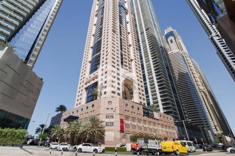 Hotel Apartment in Dubai Marina, Dubai 3 bedrooms, 219 sq.m. № 57352 - photo 2