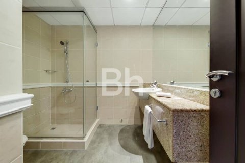 Hotel Apartment in Dubai Marina, Dubai 3 bedrooms, 219 sq.m. № 57352 - photo 3