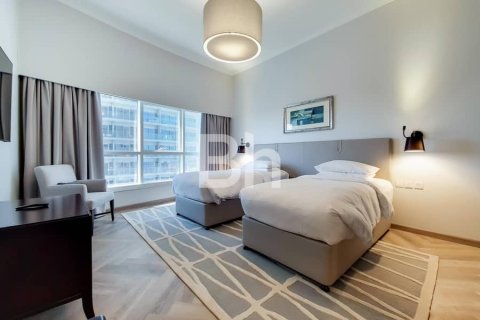 Hotel Apartment in Dubai Marina, Dubai 3 bedrooms, 219 sq.m. № 57352 - photo 11