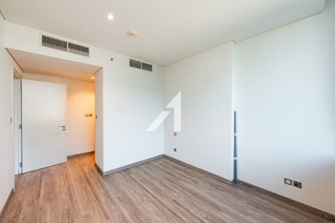 Apartment in DIFC, Dubai 1 bedroom, 75 sq.m. № 84381 - photo 4