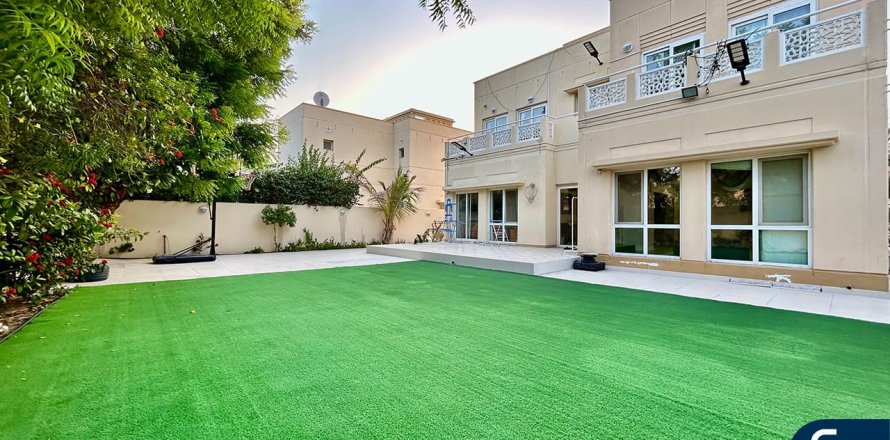 فيلا في Meadows 1, Meadows, دبي 5 غرف نوم , 353 م² رقم 76035