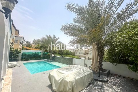 Villa in Jumeirah Golf Estates, Dubai 4 bedrooms, 512 sq.m. № 44374 - photo 3