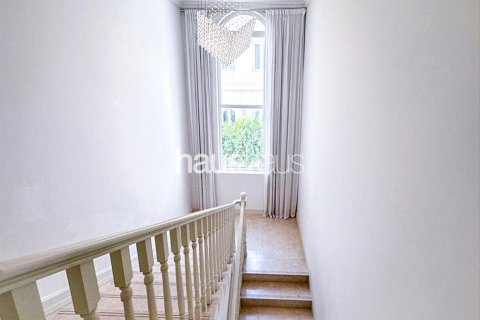 Villa in Jumeirah Golf Estates, Dubai 4 bedrooms, 512 sq.m. № 44374 - photo 21