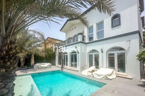 Villa in Jumeirah Golf Estates, Dubai 4 bedrooms, 512 sq.m. № 44374 - photo 4