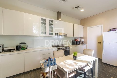 Villa in DAMAC Hills (Akoya by DAMAC), Dubai 5 bedrooms, 801 sq.m. № 19219 - photo 7