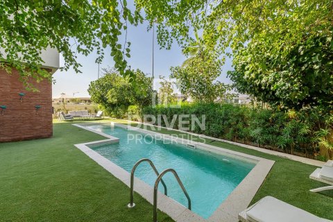 Villa in DAMAC Hills (Akoya by DAMAC), Dubai 5 bedrooms, 801 sq.m. № 19219 - photo 15