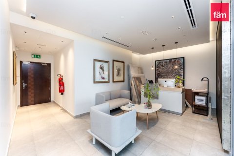 Office in Sheikh Zayed Road, Dubai 130.9 sq.m. № 115652 - photo 12