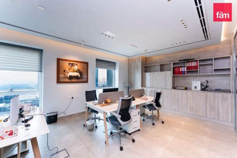 Office in Sheikh Zayed Road, Dubai 130.9 sq.m. № 115652 - photo 8