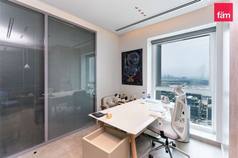 Office in Sheikh Zayed Road, Dubai 130.9 sq.m. № 115652 - photo 4