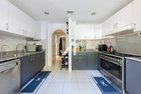 فيلا في دبي 3 غرف نوم, 209.8 م² رقم 70804 - صورة 21