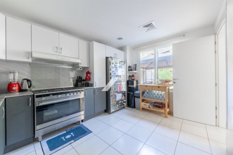 فيلا في دبي 3 غرف نوم, 209.8 م² رقم 70804 - صورة 18