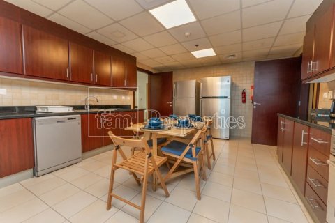 Снять в аренду квартиру в Дубай Марине, Дубай: 3 спальни, 360.6м², № 22542 - фото 29
