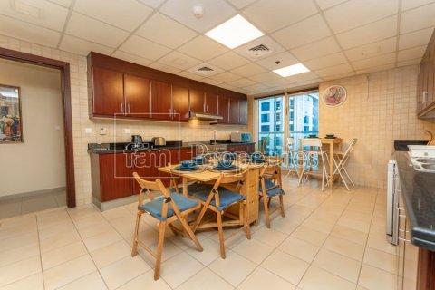 Снять в аренду квартиру в Дубай Марине, Дубай: 3 спальни, 360.6м², № 22542 - фото 21