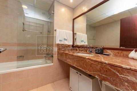 Снять в аренду квартиру в Дубай Марине, Дубай: 3 спальни, 360.6м², № 22542 - фото 10