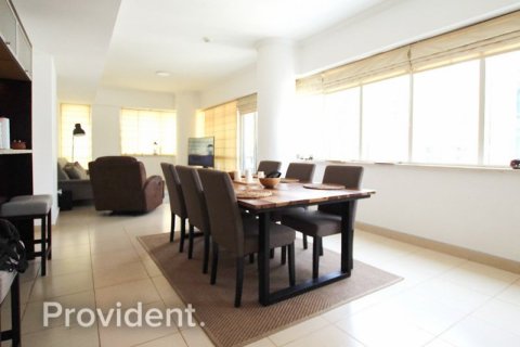 Appartement à AL MAJARA TOWERS à Dubai Marina, Dubai, 2 chambres, № 30694 - photo 3