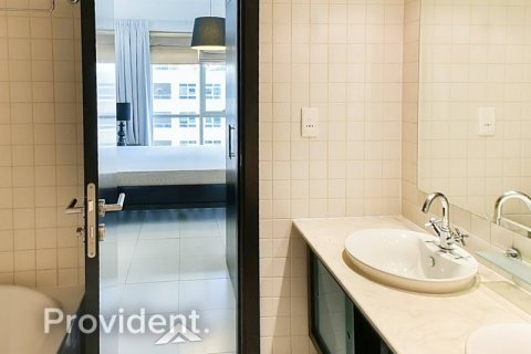 Appartement à AL MAJARA TOWERS à Dubai Marina, Dubai, 2 chambres, № 30694 - photo 18