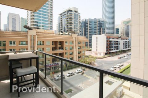 Appartement à AL MAJARA TOWERS à Dubai Marina, Dubai, 2 chambres, № 30694 - photo 2