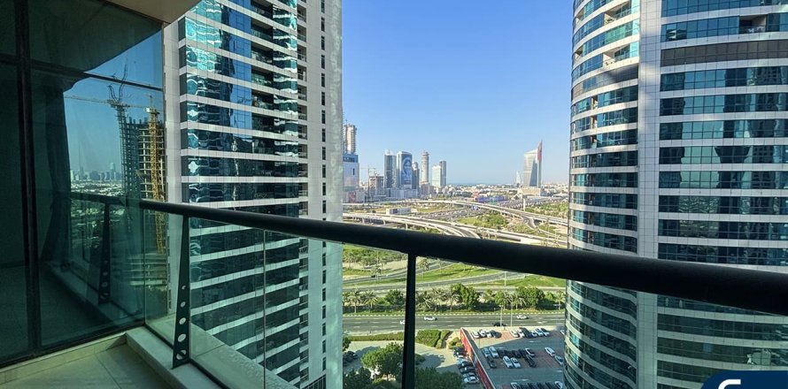 Apartment in Jumeirah Lake Towers, Dubai 2 bedrooms, 153 sq.m. № 74994