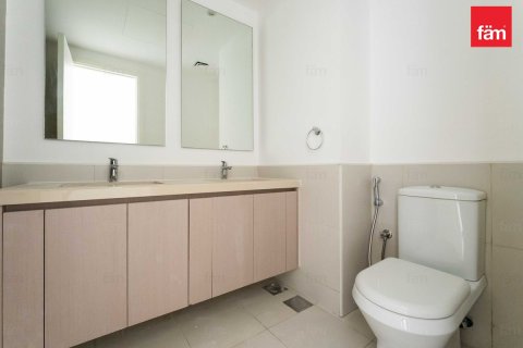 Apartment in Dubai 2 bedrooms, 153.2 sq.m. № 123736 - photo 16