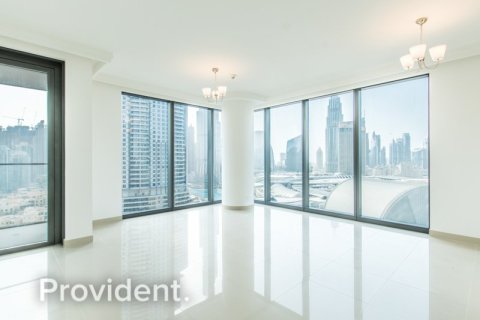 Appartement à BOULEVARD POINT à Downtown Dubai (Downtown Burj Dubai), Dubai, 2 chambres, № 30826 - photo 1