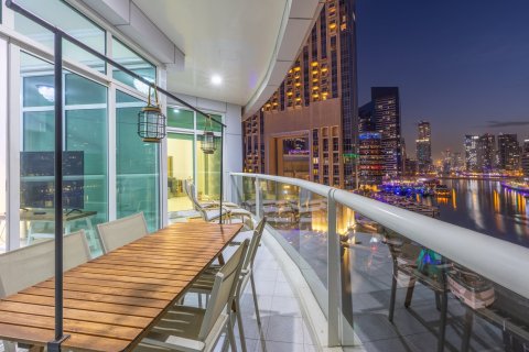 Apartment in Dubai Marina, Dubai 2 bedrooms, 156 sq.m. № 120451 - photo 22