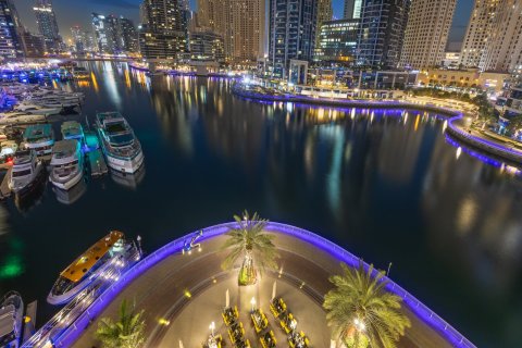 Apartment in Dubai Marina, Dubai 2 bedrooms, 156 sq.m. № 120451 - photo 20