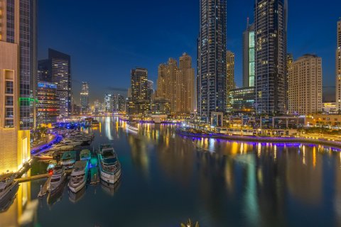 Apartment in Dubai Marina, Dubai 2 bedrooms, 156 sq.m. № 120451 - photo 25