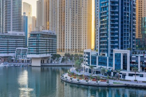 Apartment in Dubai Marina, Dubai 2 bedrooms, 156 sq.m. № 120451 - photo 24