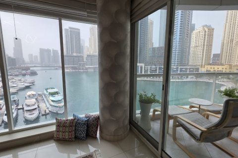 Apartment in Dubai Marina, Dubai 2 bedrooms, 156 sq.m. № 120451 - photo 10