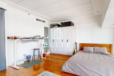 Apartment in Dubai 5 bedrooms, 333 sq.m. № 85519 - photo 19