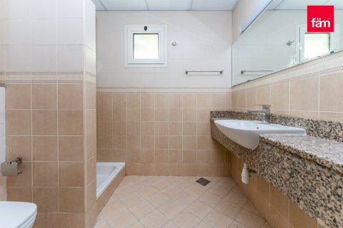 Villa en Dubai, 4 dormitorios, 569.9 m², № 55888 - foto 25